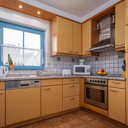 Casa vacanze Freesenbruch Doppelhaushaelfte 12 - Sommerlust Zingst